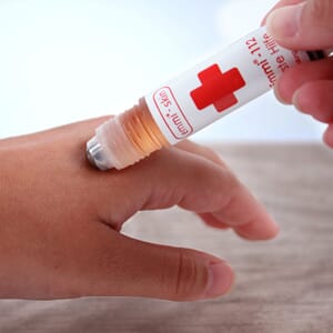emmi-skin - 112 Erste Hilfe Roll-on emmi-skin - 112 Erste Hilfe Roll-on